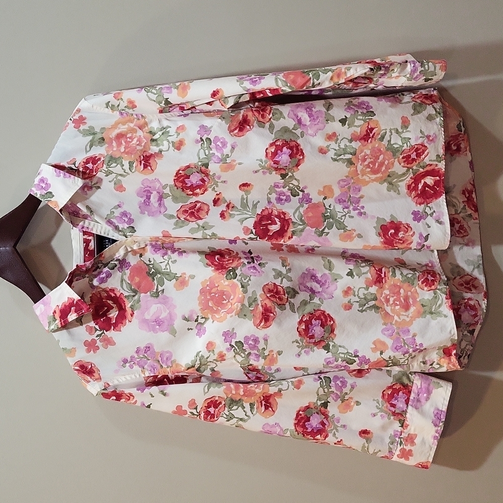 Crazy Horse by Liz Claiborne Floral top wide sleeves button down 100% cotton XL